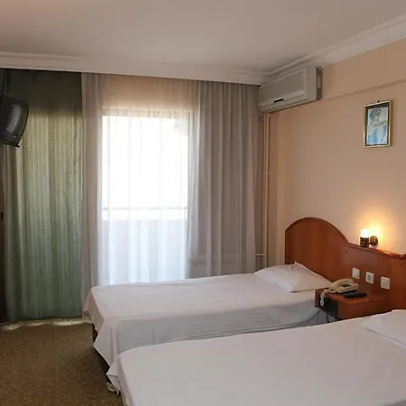 瑟根特酒店 酒店 库萨达斯